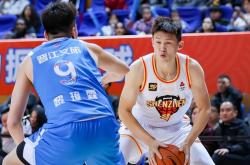 九游娱乐这也行？风云突变深圳男篮窗口期强势反弹塔图姆在TES比赛中失利，雄鹿争议不断的简单介绍