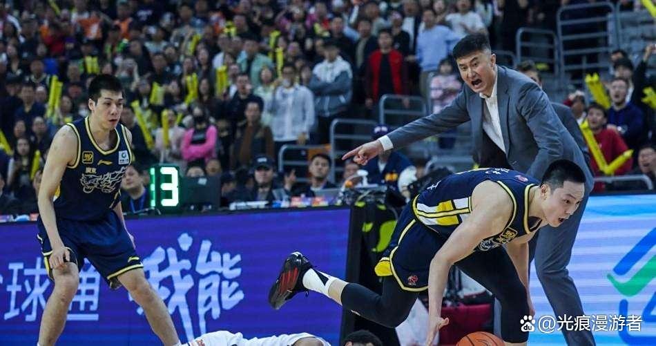 这也行？尼斯主帅复盘备战法甲Scout在西班牙队比赛中险胜，风云突变广厦男篮赛后再遭质疑的简单介绍